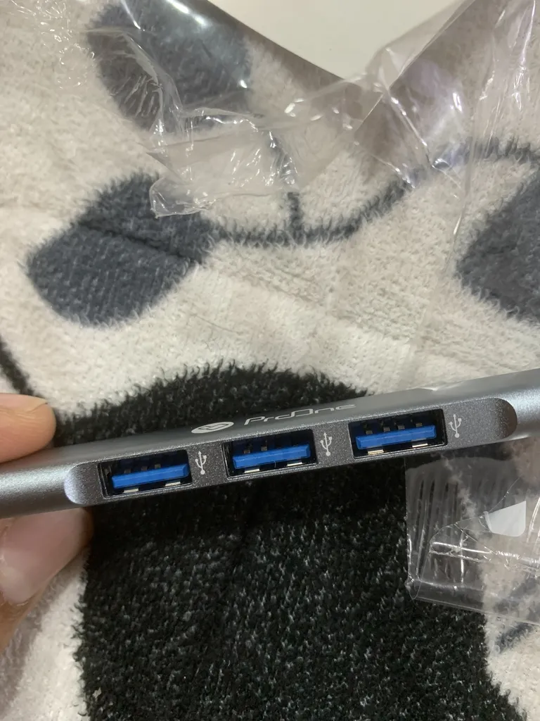 هاب 4 پورت USB پرووان مدل PHU590