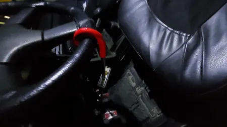 قفل پدال و فرمان پارس مدل PA12