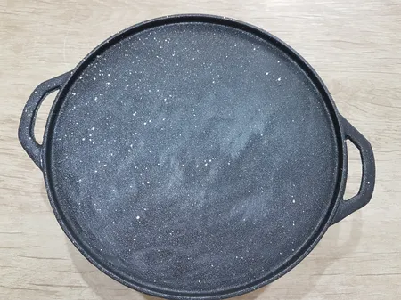 تابه گریل مدل ماناآوند سایز 28