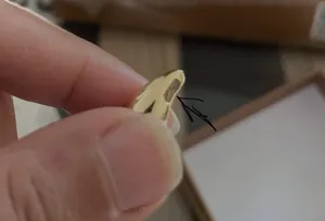 تجریه خرید آویز گردنبند طلا 18 عیار زنانه ماوی گالری طرح بوتگا