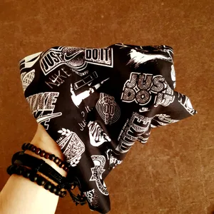 تجریه خرید اسکارف ورزشی هزاردستان مدل ds77