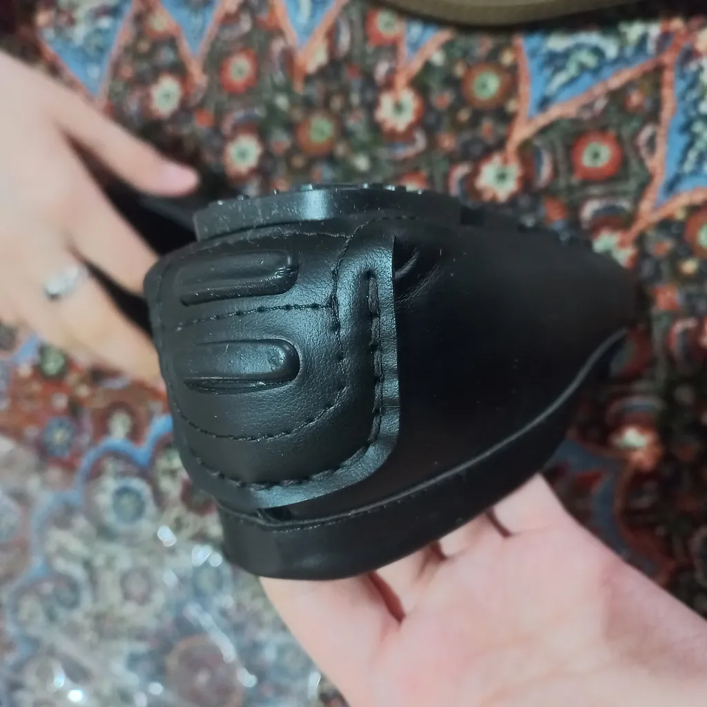کفش کالج زنانه مدل ویانا کد VIAN-BL کفش کالج زنانه مدل ویانا کد VIAN-BL