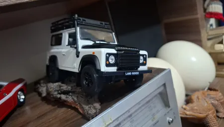 ماشین بازی ولی مدل LAND ROVER DEFENDER