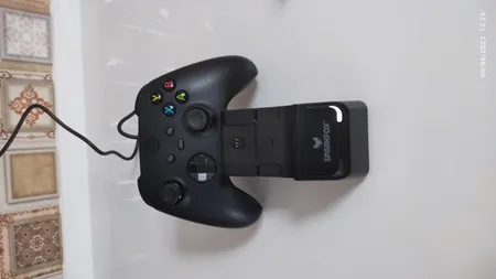 پایه شارژر اسپارک فاکس مدل W20X504 مناسب برای دسته بازی Xbox Series X / S