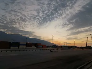 تجریه خرید گوشی موبایل شیائومی مدل Poco M6 4G دو سیم کارت ظرفیت 256 گیگابایت و رم 8 گیگابایت