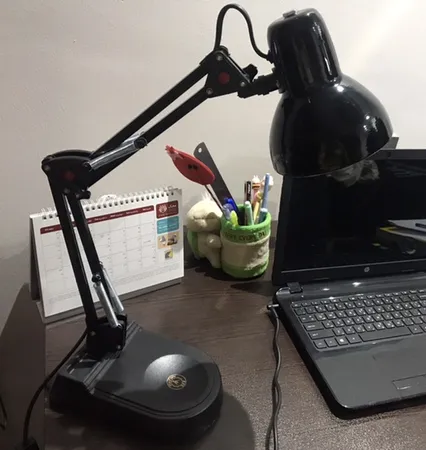 چراغ مطالعه بوستانچی مدل EN-111 همراه با لامپ  ال ای دی 7 وات E27