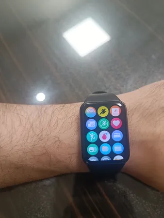 ساعت هوشمند 44 میلی‌متری شیائومی مدل Smart Band 9 Pro، مناسب برای ورزش، کنترل سطح اکسیژن خون، شمارش ضربان قلب، پایش وضعیت خواب، با بند پلاستیکی