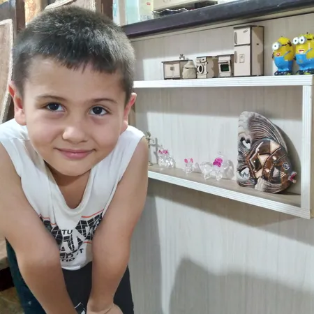 ساختنی مدل آشپزخانه