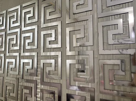 اینه دکوراتیو پدیده پلاس مدل ورساچ کد11