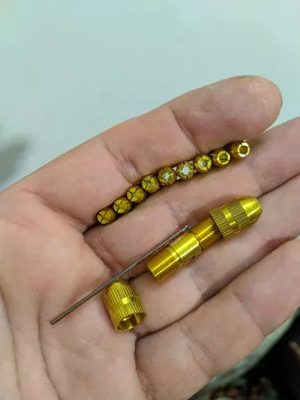 سه نظام کد PY100 به همراه کولت مینیاتوری و آچار مجموعه 13 عددی