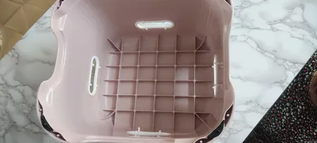 صندلی حمام بازن مدل گرافیک کد 01