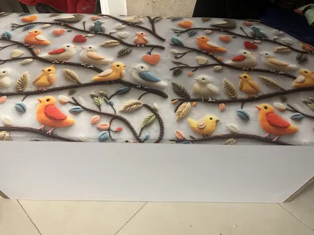 پارچه ملحفه عرض 1.5 متر مدل پنج بعدی باغ پرندگان کد 5013454 رنگ طوسی