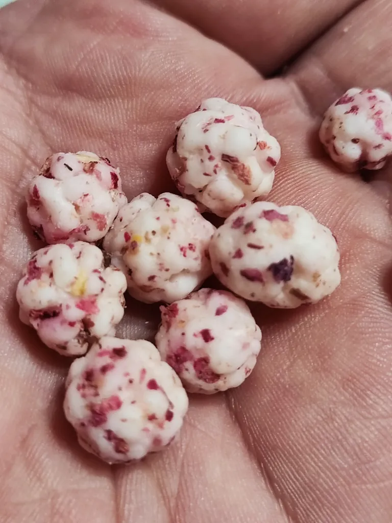 نقل گل محمدی دست گزار -400 گرم