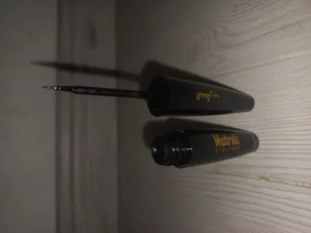 خط چشم مطرب مدل Anti Allergy