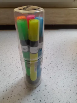 ماژیک علامت گذار پلیکان کد 4 بسته 5 عددی