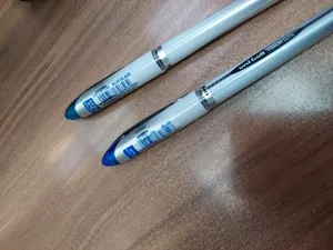 تجریه خرید روان نویس یونی بال مدل هواپیمایی VISION کد 200-UB