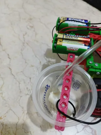 پمپ آب مدل 3V-6V