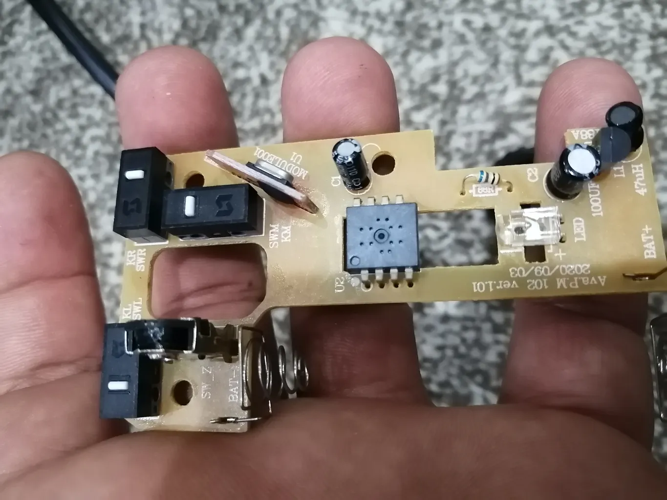 ماوس بی سیم آرمو مدل M26W