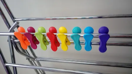 گیره لباس بازن کد 5301010 بسته 8 عددی