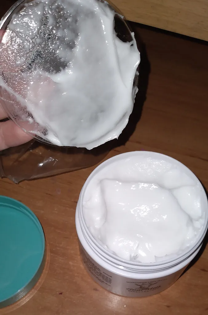 کرم ضد چروک اکس جیان مدل شیر حجم 140میلی لیتر