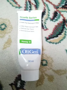 تجریه خرید کرم ترمیم اُلی ژن مدل اسکارفیت حجم 30 میلی لیتر