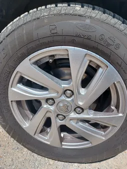 در پوش وسط رینگ خودرو چیکال مدل M-7 مناسب برای کوئیک بسته 4 عددی