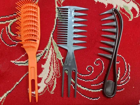 شانه مو کد TR بسته دو عددی به همراه برس مو