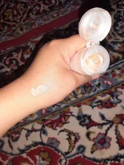 کرم ضد آفتاب رنگی شون، 50 SPF، مدل Herbal Origin، مناسب پوست خشک تا نرمال تنالیته رنگ متوسط و حجم 50 میلی‌لیتر، محافظت کننده در برابر اشعه UVA، UVB، IR، بافت سبک و فاقد چربی، بدون ایجاد سفیدی، آبرسان، ضد التهاب و قرمزی، نرم کننده، با ماندگاری 2 ساعته