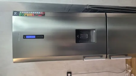 یخچال فریزر 20 فوت امرسان مدل CB46B