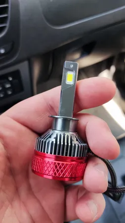 لامپ هدلایت خودرو سام مدل T20 کد H1 بسته 2 عددی