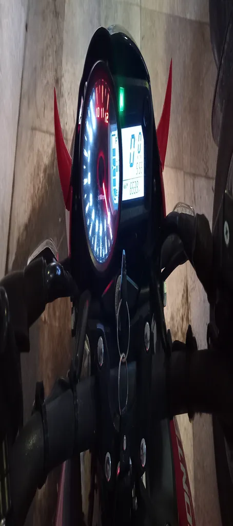 شاخ تزئینی مدل 01 مجموعه 2 عددی