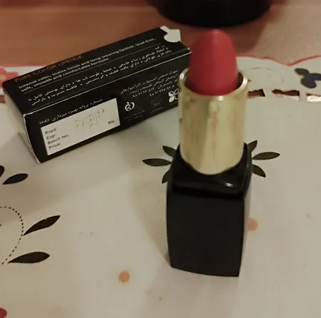 رژ لب جامد این لی مدل Viollet Velvet شماره 600