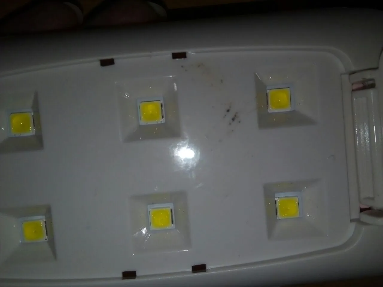 لاک خشک کن مدل SUN mini UVLED