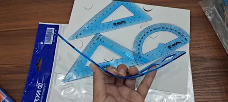 ست خط کش و گونیا آریا مدل 8038 مجموعه 4 عددی