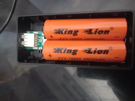 باتری لیتیوم یون قابل شارژ کینگ لیون کد 18650 ظرفیت 4800 میلی آمپر ساعت بسته 2 عددی