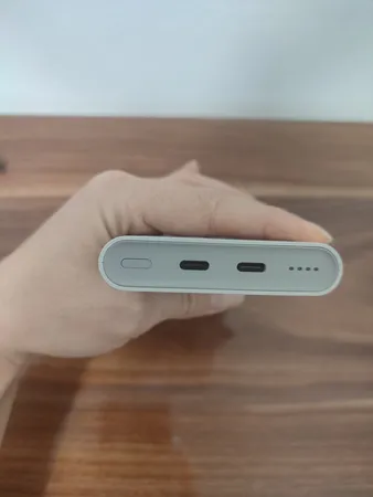 پاوربانک 25 وات سامسونگ مدل EB-P3400 ظرفیت 10000 میلی آمپر ساعت