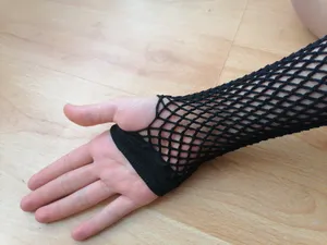 تجریه خرید ساق دست زنانه مدل فیشنت یک انگشتی