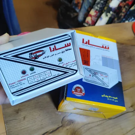 محافظ ولتاژ سارا ترانس مدل P121F