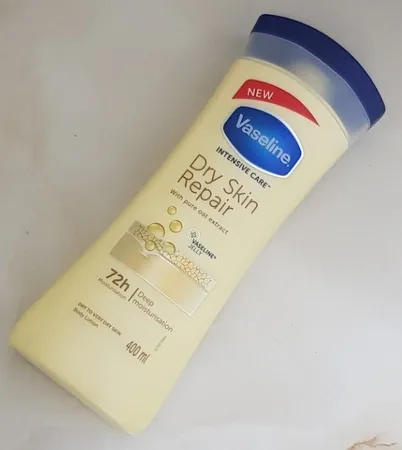 لوسیون بدن وازلین مدل DRY INTENSIVE CARE حجم 400 میلی لیتر