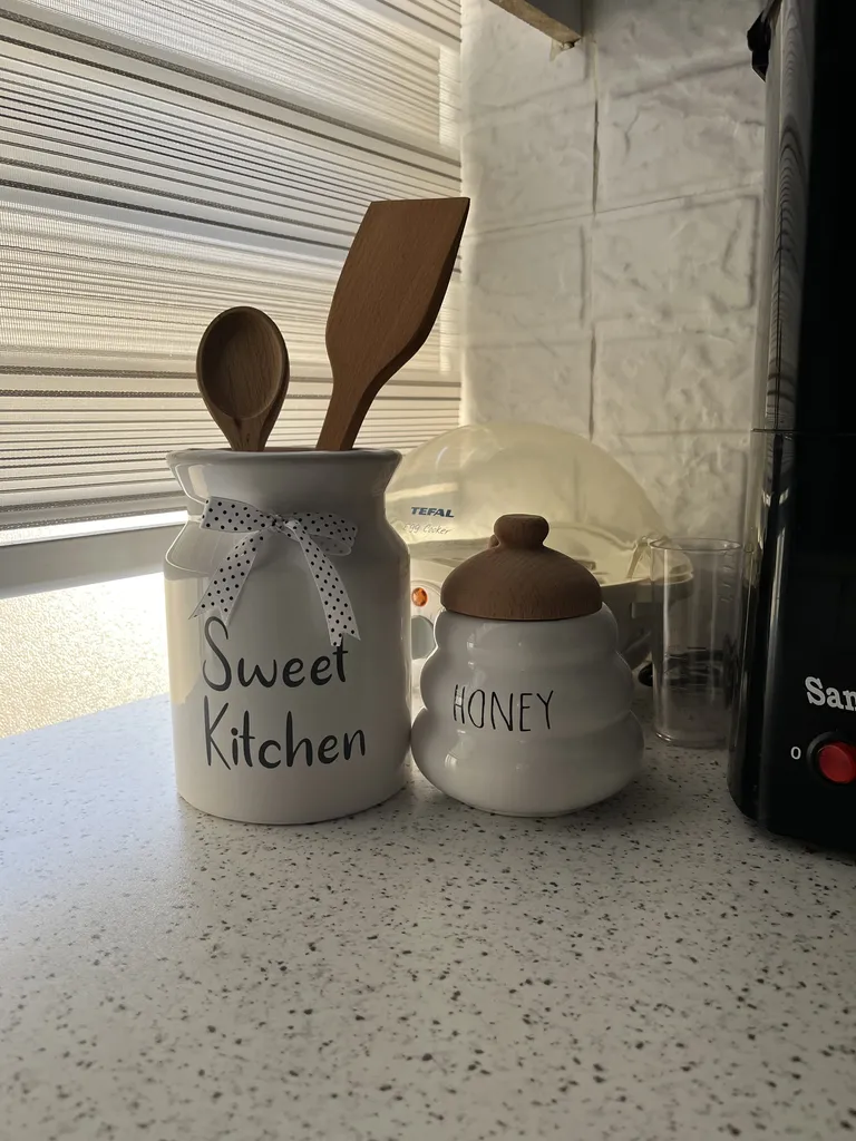 ظرف عسل کارولین کیچن ور مدل کندو