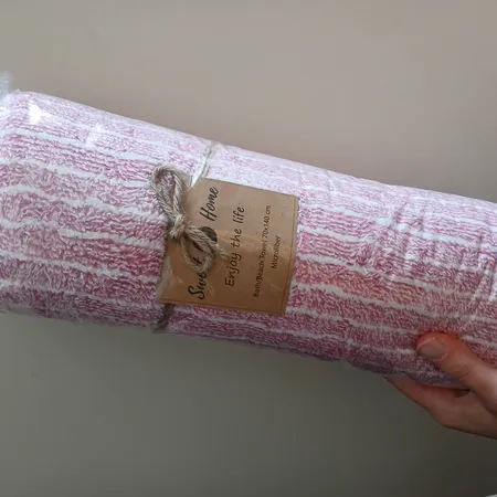 حوله استخری سوییت هوم مدل نانو طرح استریپ سایز 70x140 سانتی متر