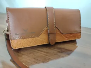 تجریه خرید کیف پول زنانه چرم بارثاوا کد 1553