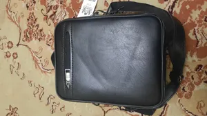 تجریه خرید کیف رودوشی مردانه جیپ مدل BULUO