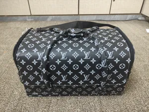 تجریه خرید کیف لوازم آرایش و گریم زنانه مدل کانواس