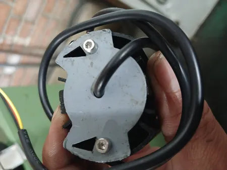 پرژکتور دو کنتاکت خودرو طرح نقطه ای مدل Spot Light بسته دو عددی