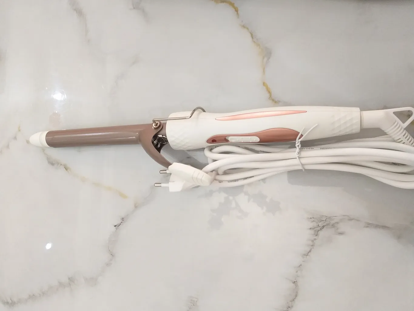 اتو مو کنورث مدل kw313 به همراه فر کننده مو