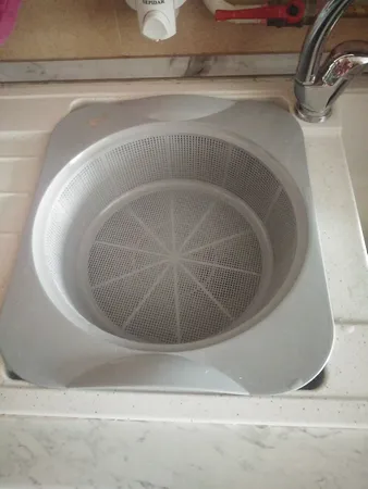 سبد سینک اشکان پلاستیک مدل دسته دار کد 370