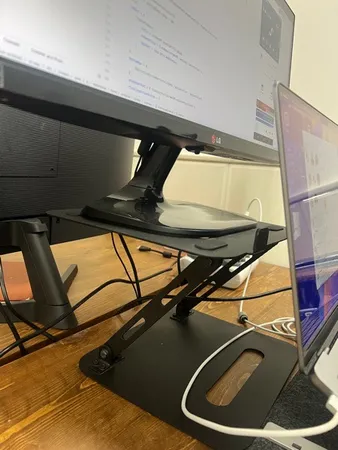 پایه نگهدارنده لپ تاپ مدل B03