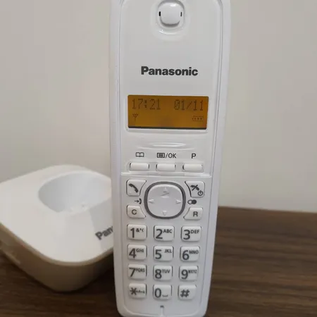 تلفن بی سیم پاناسونیک مدل KX-TG1611