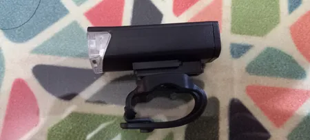 چراغ جلوی دوچرخه مدل شارژی